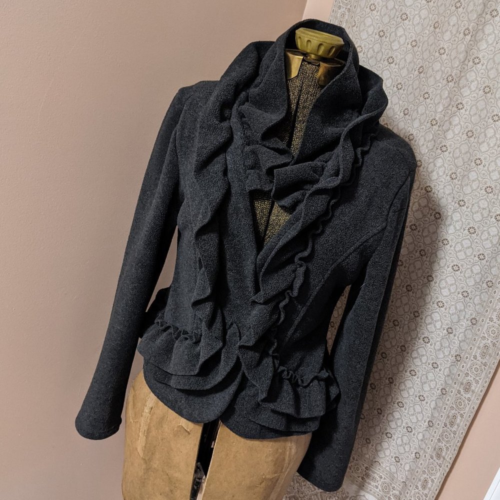 Eivissa Ruffled Fleece in Grey